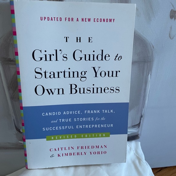 Book‎ - Picture 1 of 1